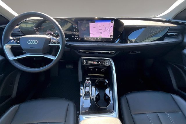 Used 2025 Audi Q5 Premium w/ Convenience Package AWD/4WD image 7
