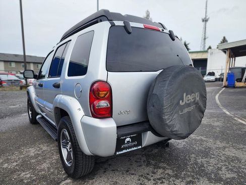 Used 2003 Jeep Liberty Renegade image 6