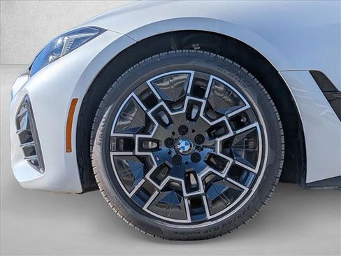 Used 2025 BMW 430i xDrive w/ M Sport Package image 24