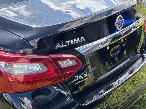 Used 2018 Nissan Altima 2.5 S w/ S Convenience Package FWD image 10