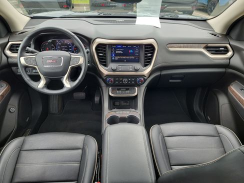 Used 2022 GMC Acadia Denali w/ Denali Ultimate Package AWD/4WD image 10
