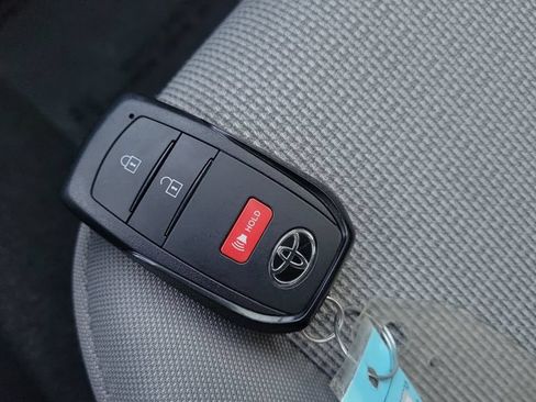 Certified 2024 Toyota Prius LE FWD image 23