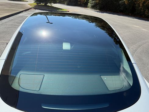 Used 2021 Tesla Model 3 Standard Range Plus image 40