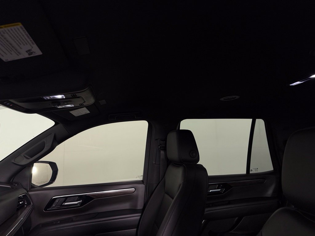 Used 2025 Chevrolet Tahoe LT AWD/4WD image 17
