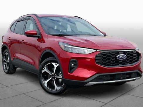 Certified 2025 Ford Escape ST-Line Select w/ Tech Pack #2 image 3