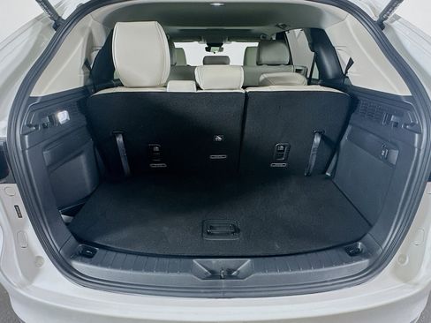 Used 2024 MAZDA CX-90 Plug-In Hybrid w/ Preferred image 29