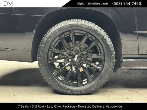 Used 2023 Cadillac Escalade ESV Sport Platinum w/ LPO, ONYX Package AWD/4WD image 50