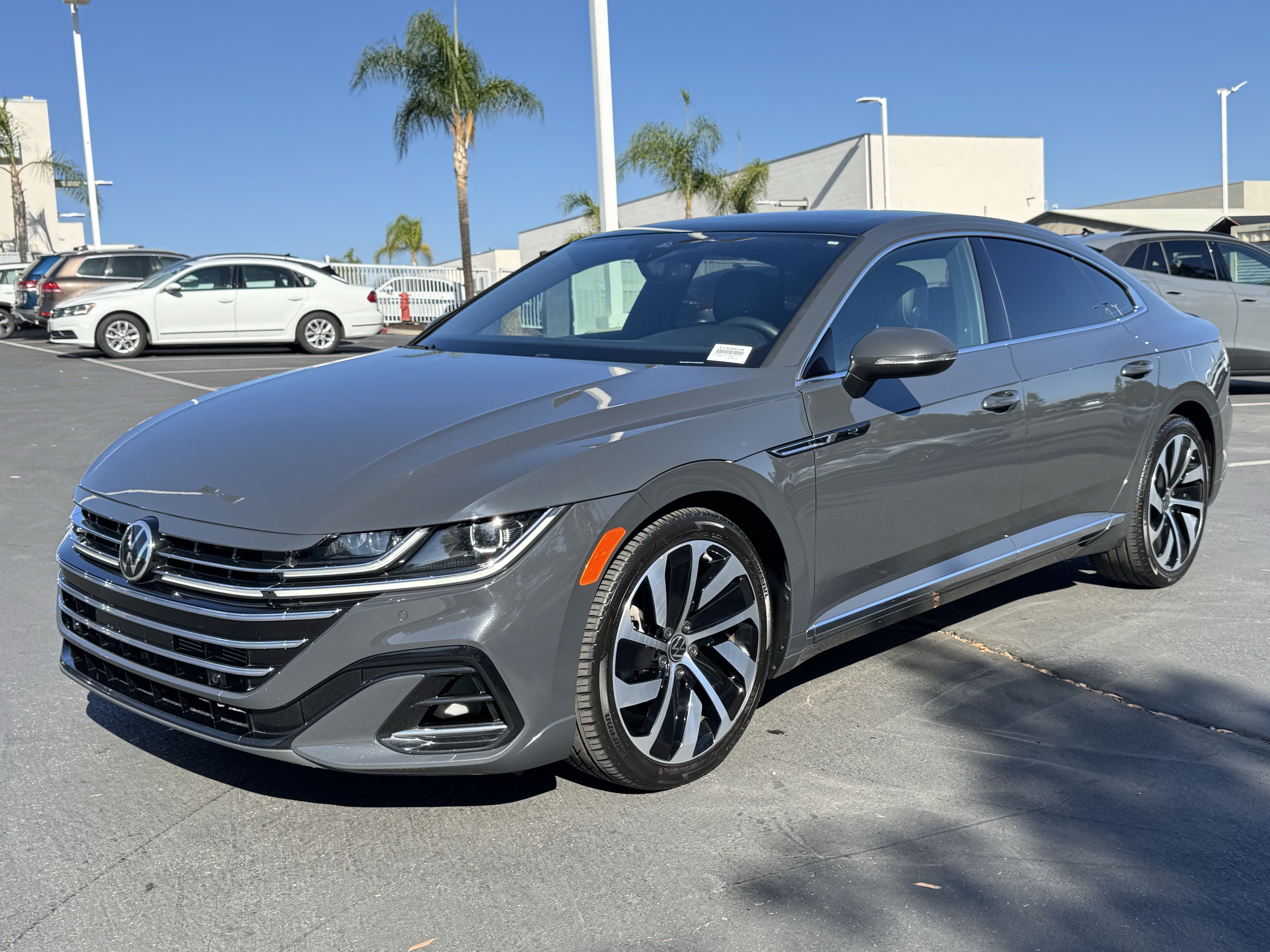 Used 2021 Volkswagen Arteon SEL FWD image 4
