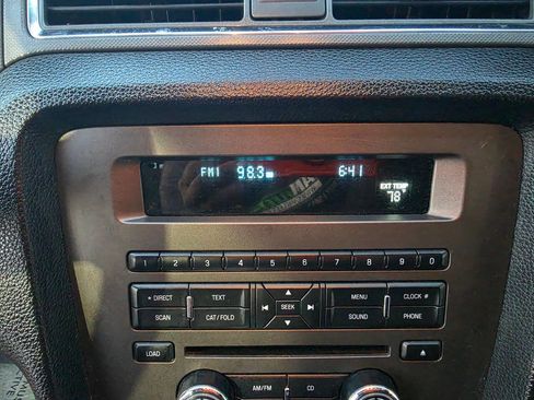 Used 2013 Ford Mustang Coupe image 30