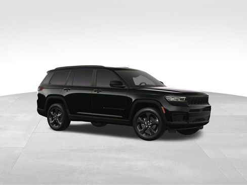 New 2025 Jeep Grand Cherokee L Altitude image 8