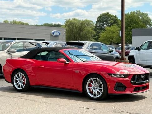 Used 2025 Ford Mustang GT Premium RWD image 23