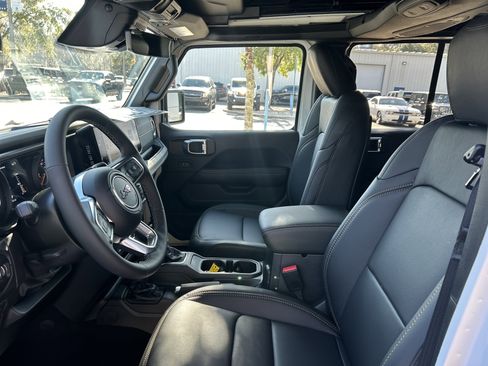 New 2026 Jeep Wrangler Sahara image 14