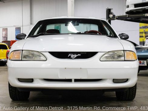 Used 1994 Ford Mustang GT image 12