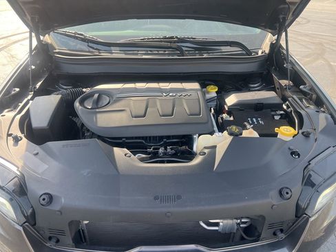 Used 2021 Jeep Cherokee Limited w/ Elite Package image 13