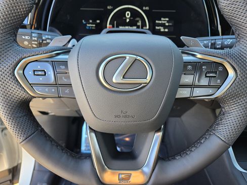 New 2026 Lexus TX 500h AWD image 12