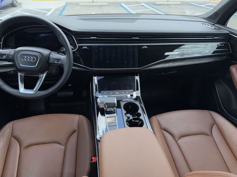 Used 2023 Audi Q7 2.0T Premium Plus w/ Premium Plus Package image 2