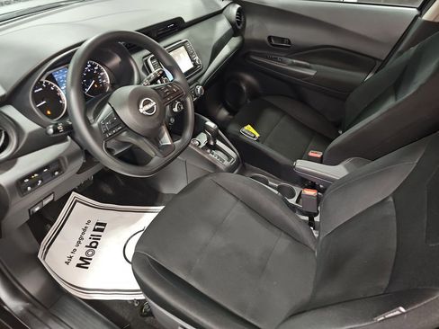 Used 2025 Nissan Kicks Play S image 25
