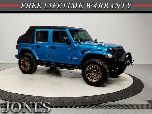 Used 2020 Jeep Wrangler Unlimited Sahara image 1