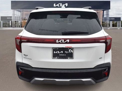New 2026 Kia Seltos EX AWD/4WD image 5
