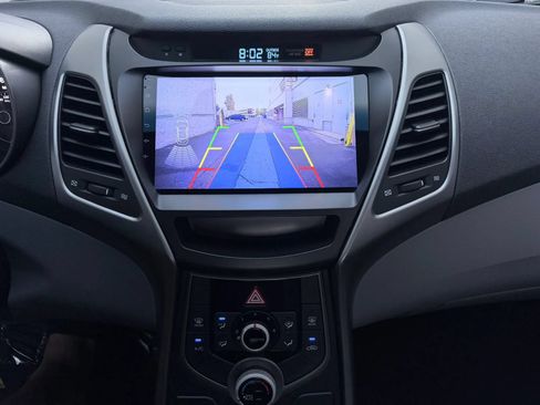Used 2016 Hyundai Elantra SE FWD image 16