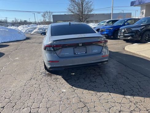 Used 2025 Honda Accord Sport image 14