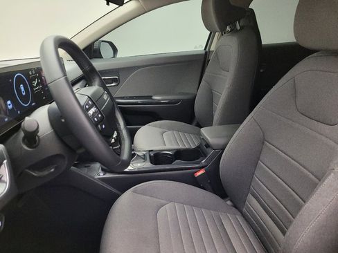 Used 2025 Kia K4 EX FWD image 17