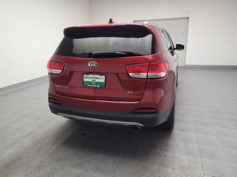 Used 2018 Kia Sorento EX AWD/4WD image 7