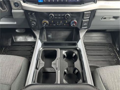 Used 2023 Ford F250 XLT w/ Black Appearance Package AWD/4WD image 25