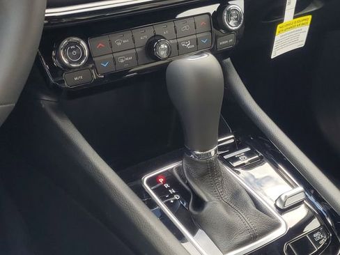 New 2026 Jeep Compass Limited image 13