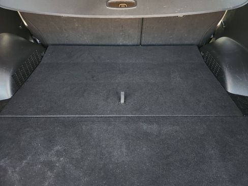 Used 2019 Hyundai Santa Fe SEL image 32