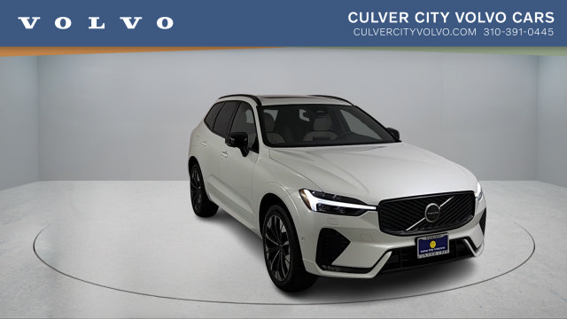 Used 2026 Volvo XC60 B5 Plus w/ Climate Package PRO AWD/4WD image 1