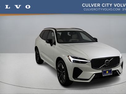 Used 2026 Volvo XC60 B5 Plus w/ Climate Package PRO