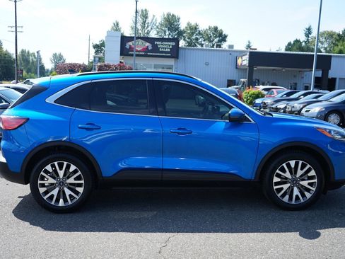 Used 2020 Ford Escape Titanium AWD/4WD image 6