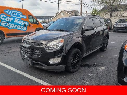 Used 2017 Chevrolet Equinox LT w/ Midnight Edition FWD image 2