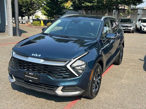 Certified 2023 Kia Sportage EX AWD/4WD image 3