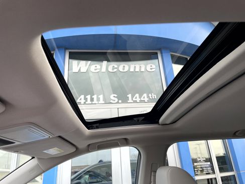 Used 2024 Honda CR-V EX-L image 10