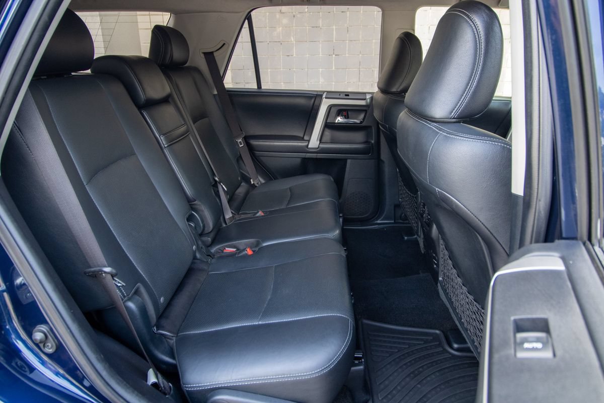 Used 2016 Toyota 4Runner Limited AWD/4WD image 22