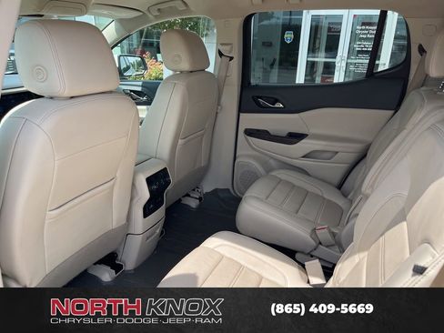 Used 2020 GMC Acadia Denali w/ Trailering Package FWD image 16