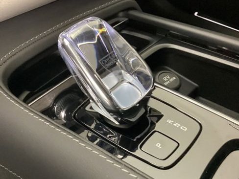 Used 2024 Volvo XC90 B6 Ultimate w/ Protection Package Premier image 26