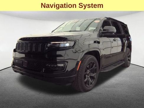 Used 2024 Jeep Wagoneer Series II AWD/4WD image 4