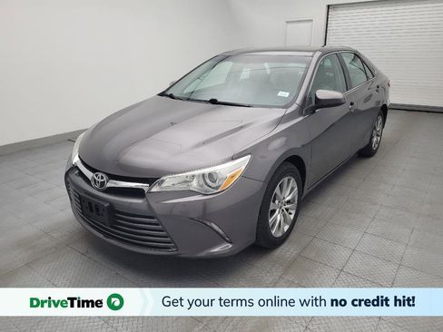 Used 2016 Toyota Camry XLE FWD image 1