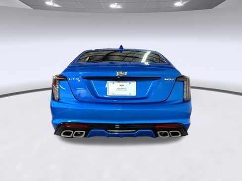 New 2026 Cadillac CT5 V image 9