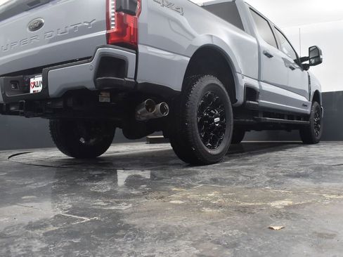 Used 2026 Ford F250 Lariat w/ Black Appearance Package image 50