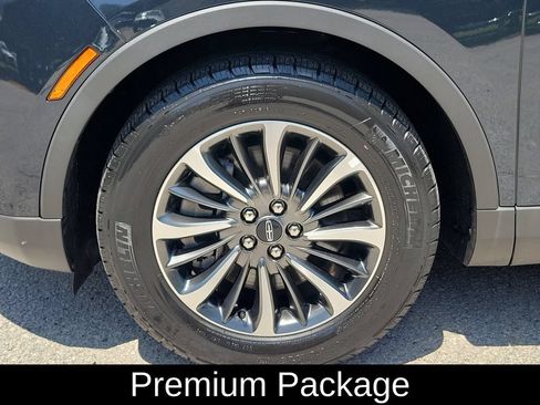 Used 2023 Lincoln Nautilus FWD w/ Premium Package image 6