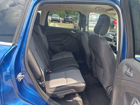 Used 2019 Ford Escape SE FWD image 20