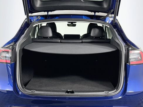 Used 2023 Tesla Model Y Long Range image 44