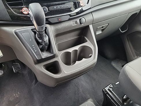 Used 2024 Ford Transit 350 XLT image 9