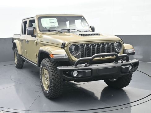 New 2026 Jeep Gladiator Willys image 9