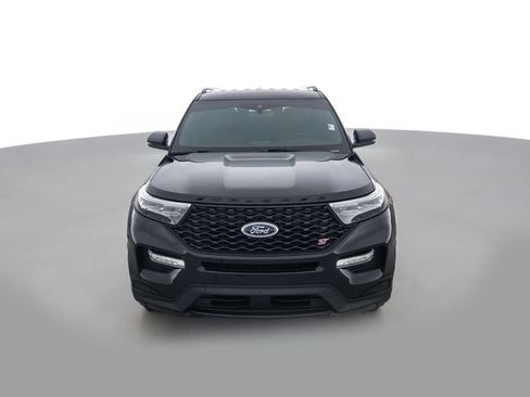 Used 2020 Ford Explorer ST AWD/4WD image 2