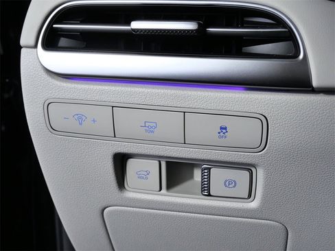 Used 2024 Hyundai Palisade Limited image 26